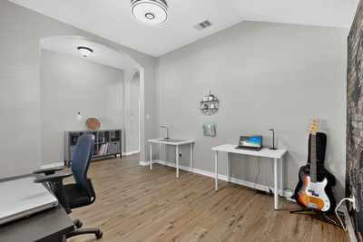 531 Goldenrod St — photo 5