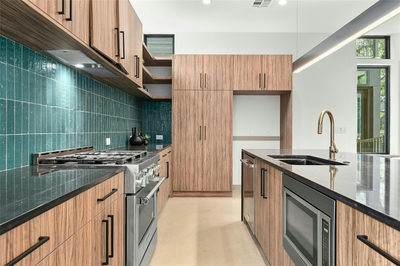 219 Lessin Ln #Unit 6 — photo 3
