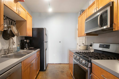 2401 E 6th St #6100 — photo 3