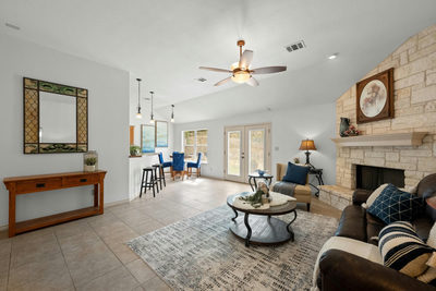 1103 Larkhall Dr — photo 2