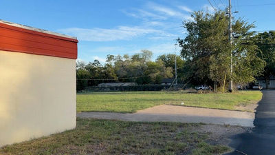 100 Highway 71 Hwy W — photo 4