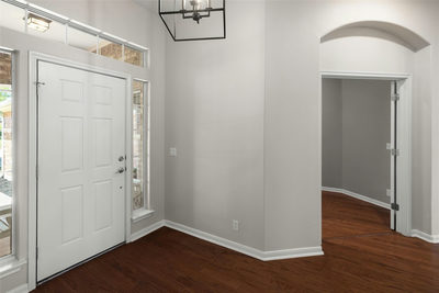 100 Stratton Ct — photo 4