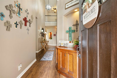 102 McCoy Cir — photo 3