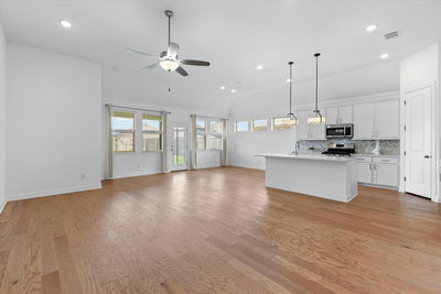 121 Shagbark Trl — photo 5