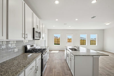 5405 Murano Cv — photo 5