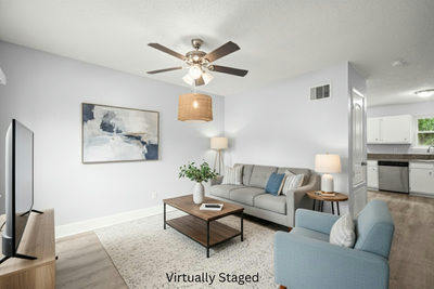 10905 Elm St — photo 2