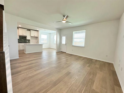 335 Young St — photo 2