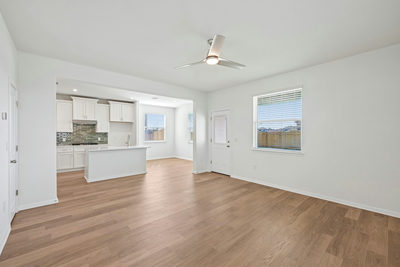 335 Young St — photo 2