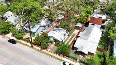 1710 Holly St — photo 2
