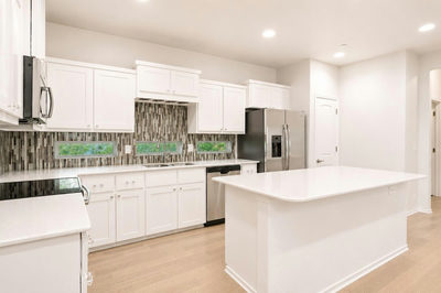 208 Birch Oak Ln — photo 2