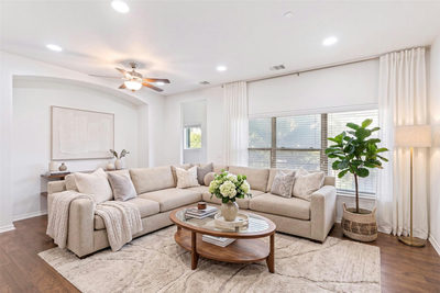 208 Birch Oak Ln — photo 3