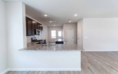 372 Kenai Dr — photo 3