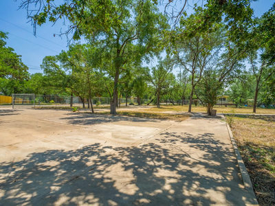 2805 Kingdom Dr — photo 2