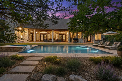 8121 Bluff Trl — photo 2