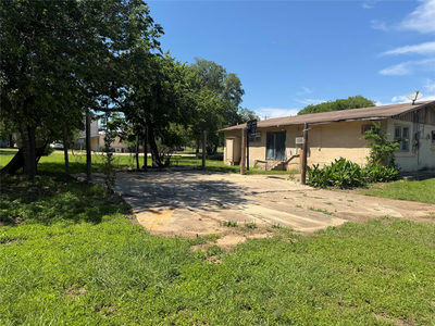 1401 N Bishop St — photo 3