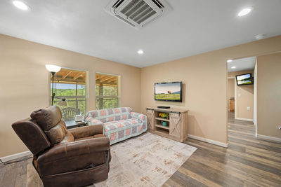 6925 White Hills Ln — photo 5