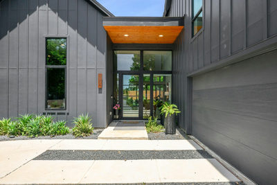 4804 Gladeview — photo 3
