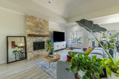 1703 Clubhouse Hill Dr — photo 3