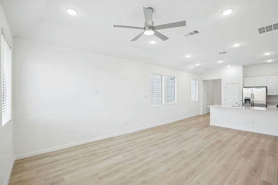 214 Hornet St — photo 5