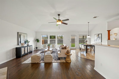 912 Abbeyglen Castle Dr — photo 5