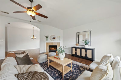 912 Abbeyglen Castle Dr — photo 4