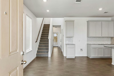 120 McKittrick Ridge St — photo 2