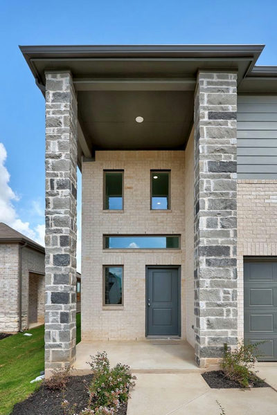 220 Hornet St — photo 3