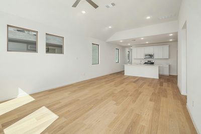 223 Hornet St — photo 5