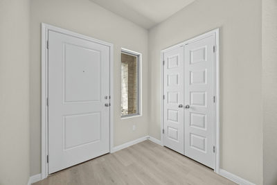 206 Hornet St — photo 3