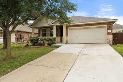 347 Spring Dr — photo 2