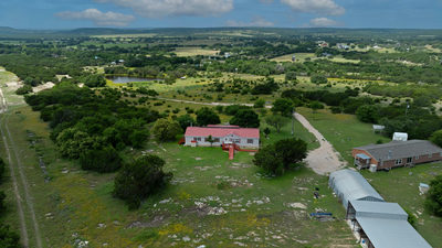 3527 N US Hwy 281 — photo 4