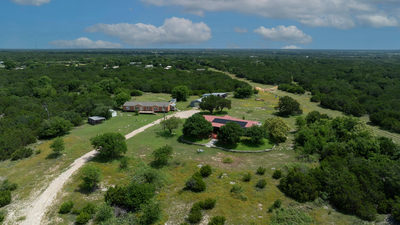 3527 N US Hwy 281 — photo 3