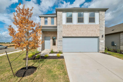 226 Hornet St — photo 3