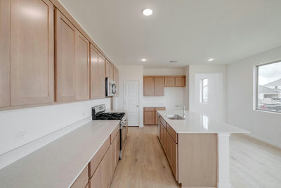226 Hornet St — photo 5