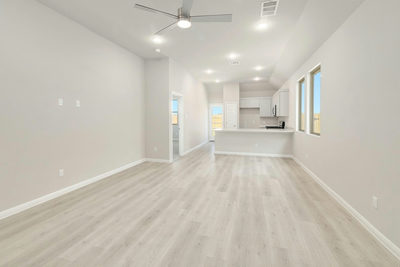 222 Hornet St — photo 2