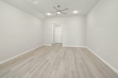 222 Hornet St — photo 3
