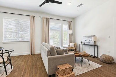 1811 Webberville Rd #1209 — photo 5