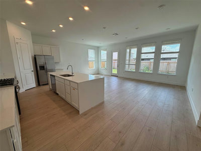 507 Corniche Cir — photo 2