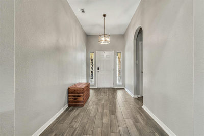 208 Cailin Ct — photo 5