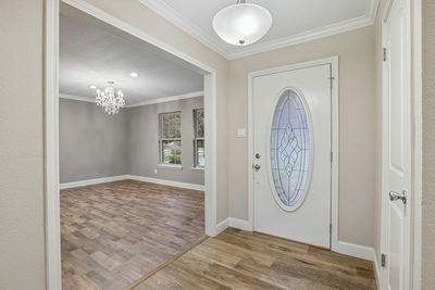 810 Vogel Dr — photo 4
