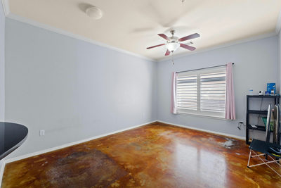 910 W 25th St #209 — photo 2