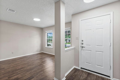 1306 Tremont Dr — photo 5