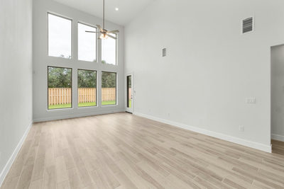 525 Buckaroo Dr — photo 4