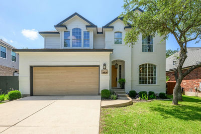 10520 Hansa Dr — photo 2