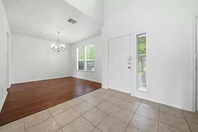 118 Invierno St — photo 3