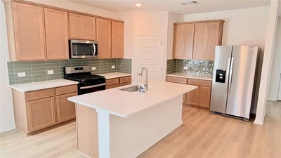526 Lavender Crest Cv — photo 2