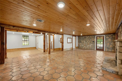 704 Fm 2325 — photo 4