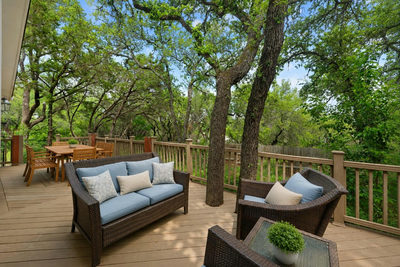 1211 Falcon Ledge Dr — photo 3