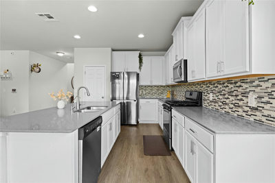 516 Arrowhead Vine St — photo 4