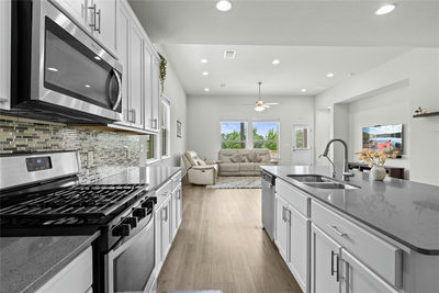 516 Arrowhead Vine St — photo 5